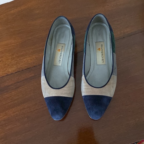 Liz Claiborne Navy Blue, Emerald Green, Gray, & Tan Color Block Flats size 6 1/2 - Picture 4 of 6